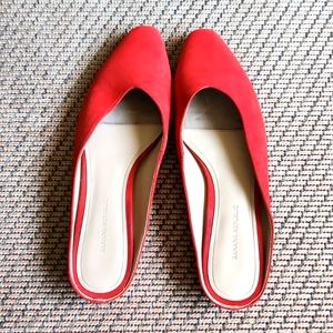 Banana Republic Red Mule Slide Size 7 / 1/2 for women gently used